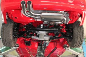 Audi coupe quattro zusammenbau unterboden heck.jpg